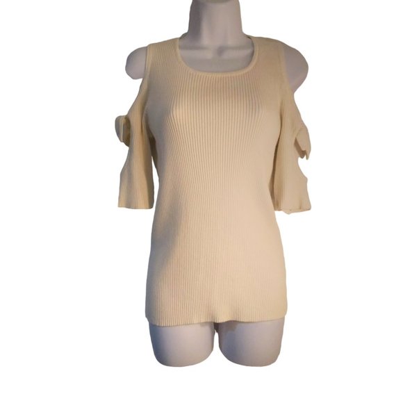 NEW CeCe Tie Sleeve Cold Shoulder Sweater - Picture 1 of 6